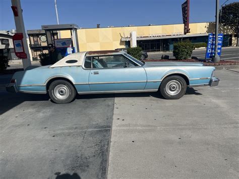 1976 lincoln givenchy edition blue for sale|1976 Lincoln Continental MK 4 Blue Givenchey edition for sale.